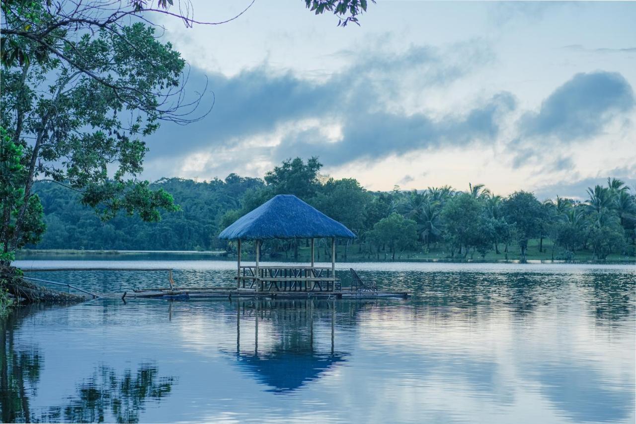 Almost Heaven Lake Resort By Cocotel Cavinti Kültér fotó